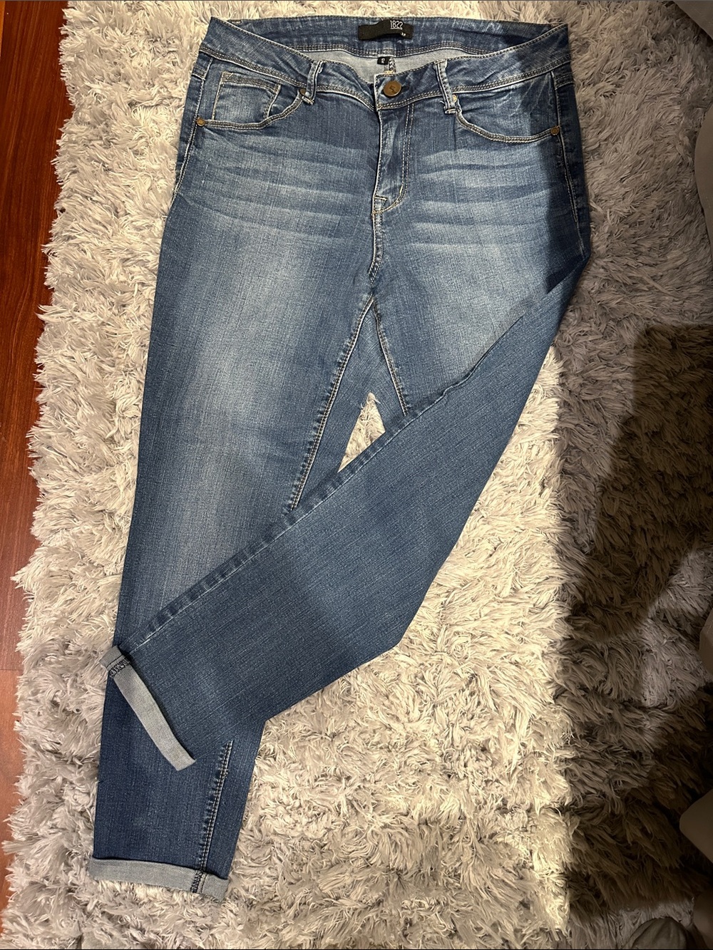 Women’s 1822 Denim Medium Blue Skinny Jeans w/cuff